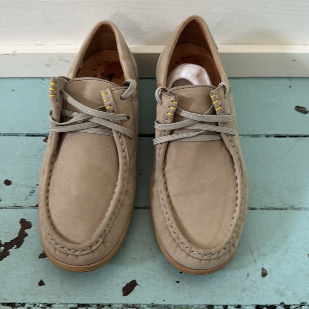 Mephisto Size 7 Mobils’ Moccasin Lace-Up Leather Shoe